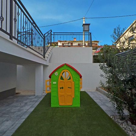 Deluxe Apartman Porto Trogir Exterior foto